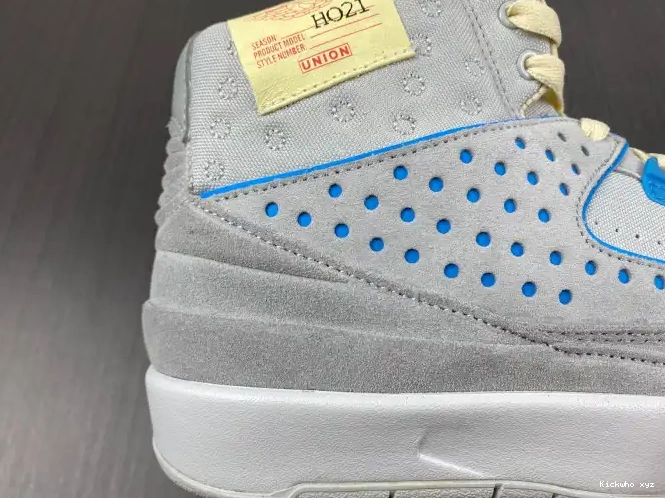 Jordan Retro Union Fog Grey DN3802-001 2 0518